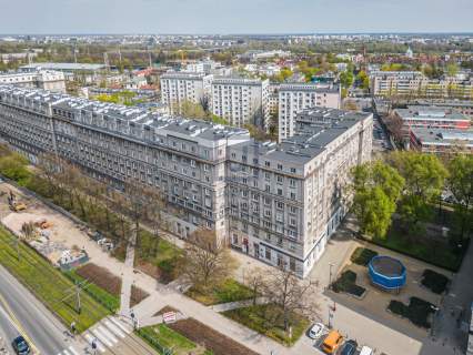 Muranów Kamienica Po remoncie Winda