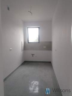 Nowy magazyn z biurem 700 m2.