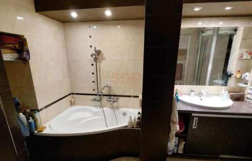Kamienica 120 m2 4 pokoje 1. piętro balkon