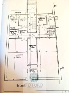 Załom lokal 117m2 parter w bloku rampa - 2300m2 