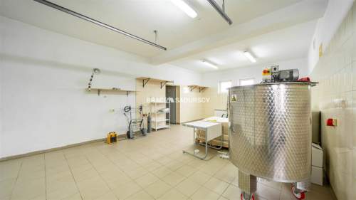 Budynek do produkcji i magazynowania - 170m2