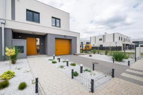 Nowy dom 140m2 5 pokoi Bielany Wrocławskie