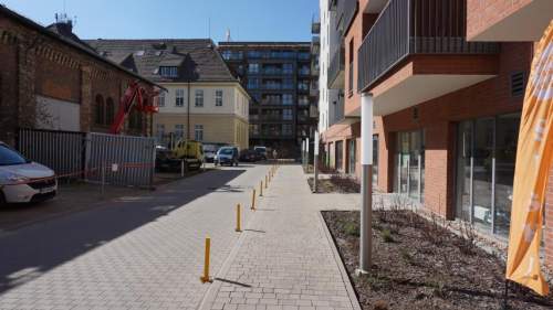 37 m2, Lokal z najemcą , witryna, wejście z ulicy