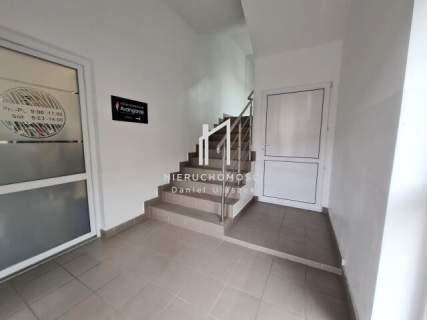 NA WYNAJEM PRZESTRONNY LOKAL USUGOWY, CENTRUM JASŁA, UL. 3-GO...