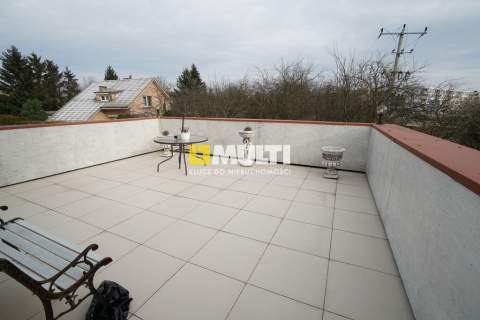 Piękny apartament - 3 łazienki, taras, garaż
