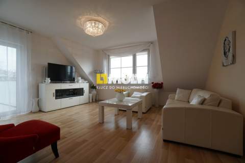 Piękny apartament - 3 łazienki, taras, garaż