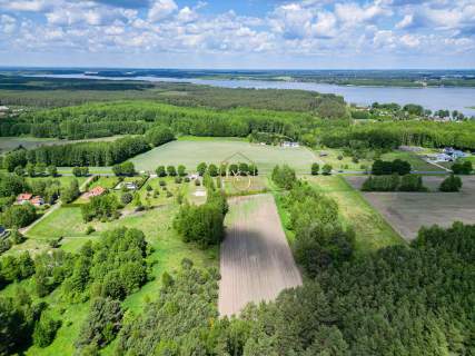 Działka 9800 m   550 m od Jeziora Sławskiego