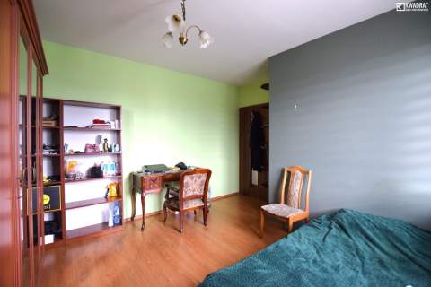 Dwupoziomowe mieszkanie o pow. 95 m2/ul. Cyprysowa
