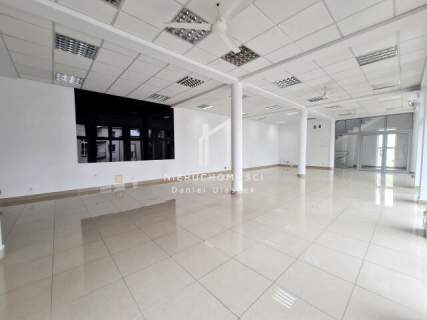 NA WYNAJEM PRZESTRONNY LOKAL USUGOWY, CENTRUM JASŁA, UL. 3-GO...