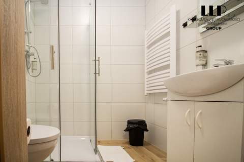 Apartament bezobsługowy, miejsce w garażu, 23% VAT