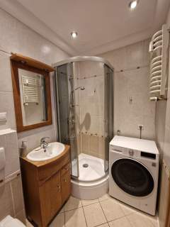 Bezpośrednio ODNOWIONE, DWUPOZIOMOWE 73,1m2 3 pokoje