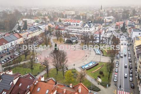 Centrum Dębicy lokal usługowo-mieszkalny 150m2