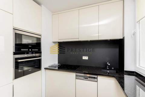 Last Floor Prestige Apartment Security 24/7