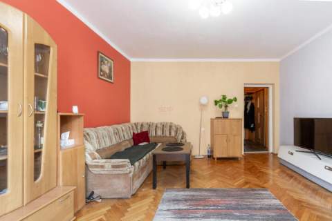 Kawalerka przy Rynku, os. kuchnia, balkon, piwnica