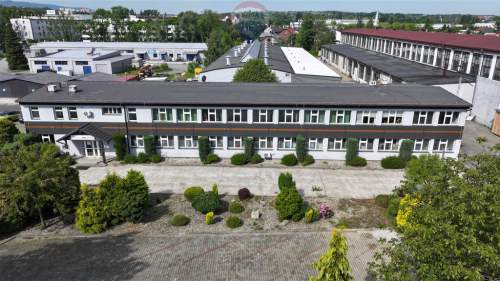 Budynek biurowo-socjalny z mieszkaniem