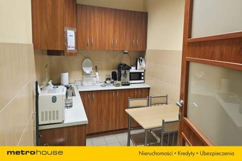 Nieruchomość komercyjna do wynajęcia, 290 m2, Łódź