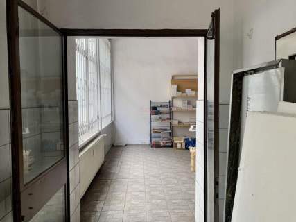 Lokal użytkowy przy głównej ulicy 85,53m2, witryna, wejście od...