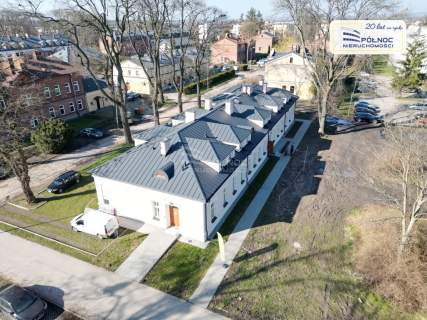Dwupoziomowe mieszkanie na zamojskich Koszarach