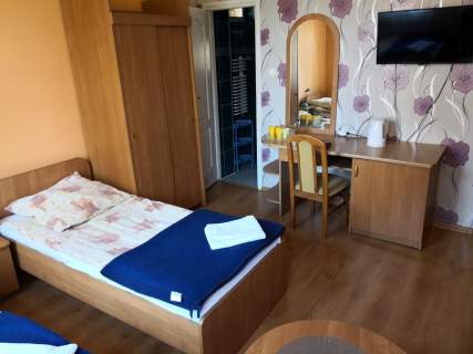 Ośrodek wypoczynkowy - 100m deptak i Dom Zdrojowy