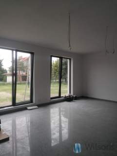 Nowy magazyn z biurem 700 m2.