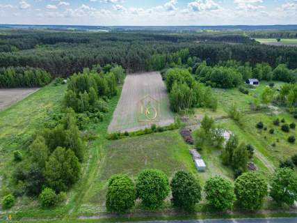 Działka 9800 m   550 m od Jeziora Sławskiego