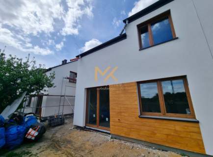 BLIŹNIAK 2 LOKALE/MIEJSCE POSTOJOWE/OGRÓD/4 POKOJE
