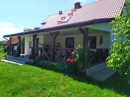 Dom z własną plażą i pomostem nad jeziorem Mamry na SWJM