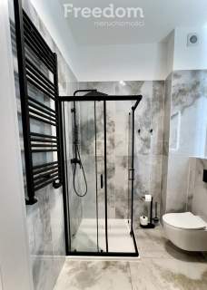 Atrakcyjny Nowy apartament przy promenadzie.