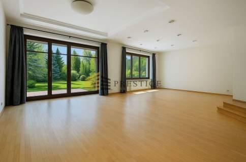 Elegant Home with Garden Sauna in Konstancin