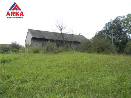 Działka rolna z budynkiem mieszkalno-gospodarczym