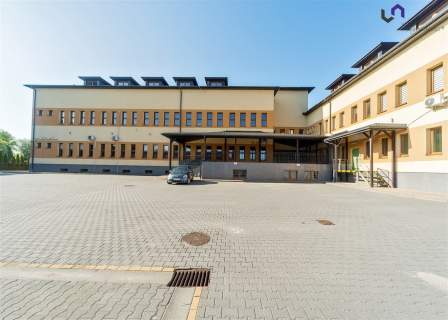 Biuro na sprzedaż, 4222 m2, Wolbrom