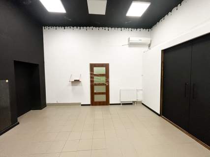 Przestronny lokal handlowo-usługowy- ul. Zachodnia
