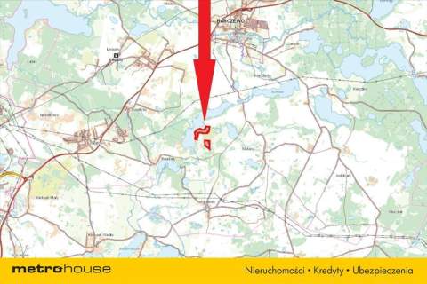 Działka nad jeziorem Umląg z linią brzegową.