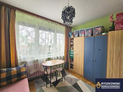 3 pokoje, 4 piętro Piłsudskiego blisko Rynku 54 m2