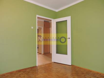 3 pokoje na Świętokrzyskiej, parter, balkon.