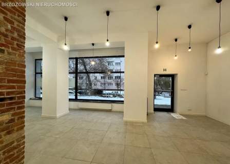 Muranów, 140 m2, usługowy, 2 lokale, wynajęte