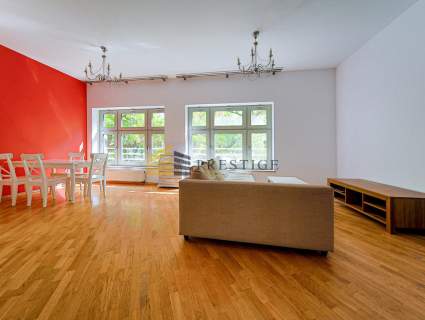 Apartament na Hożej na wynajem od zaraz ochrona