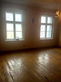 Przestronne 4 pokojowe mieszkanie w centrum