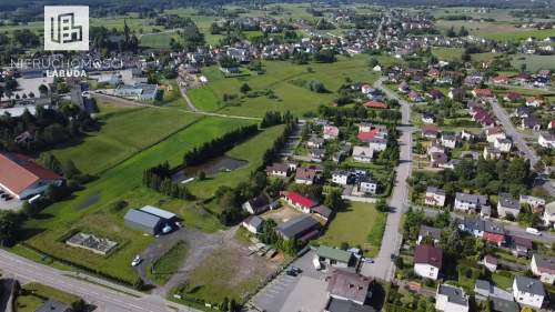 Działka budowlana z rozpoczęta budową
