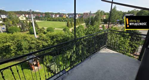 Miejski azyl - dom w Połańcu z tarasem i ogrodem
