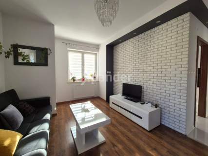 Leska, 2 pokoje, osobna kuchnia, 2 balkony, 45,1m2