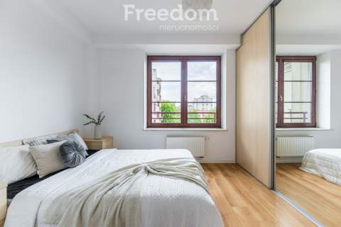 Trzy pokoje, duży balkon, Targówek mieszkaniowy