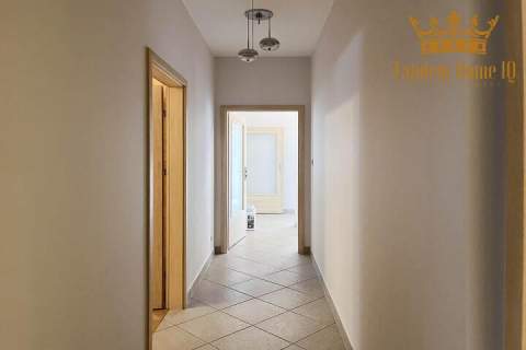 Do wynajęcia 127m2 biuro z osobnym wejściem z ogródkiem na Bi