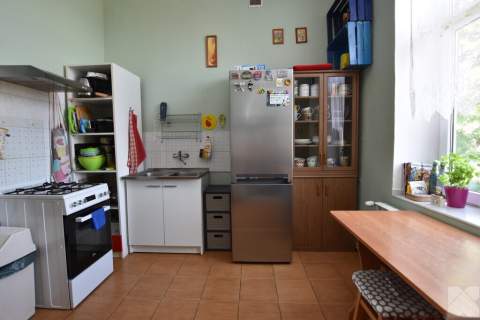 Mieszkanie w kamienicy 42 m. ul. Dworskiego