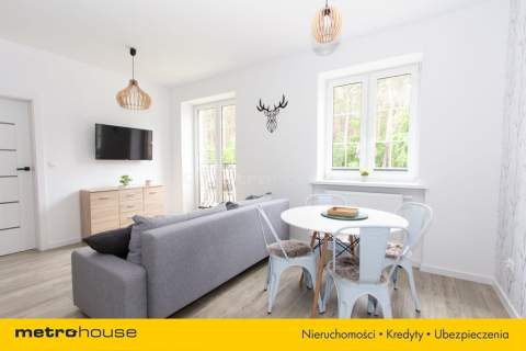 Elegancki apartament w Jeziorna Residence