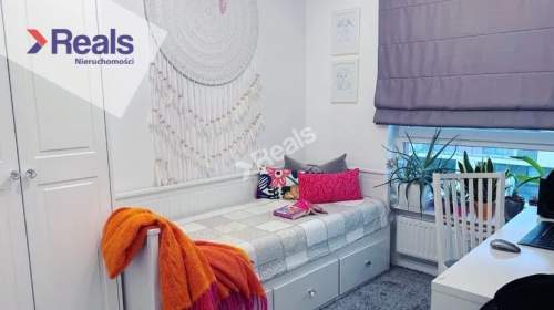 Idealnie cichy, przestronny apartament 