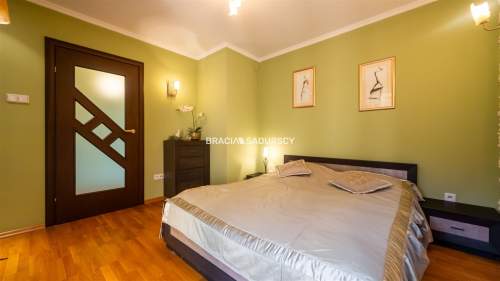 Apartament z ogrodem na Woli Justowskiej