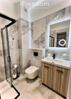 Atrakcyjny Nowy apartament przy promenadzie.