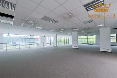 Powierzchnia magazynowo-biurowa do wynajęcia 1055m2 Raszyn
