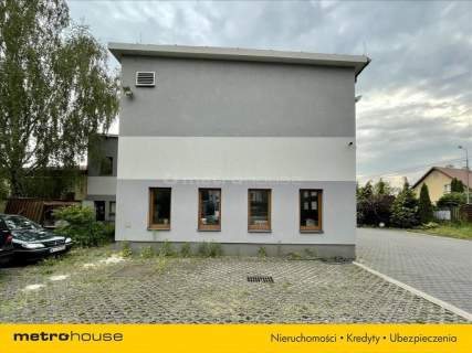 Obiekt usługowy z lokalem mieszkalnym, Jaworowa.
